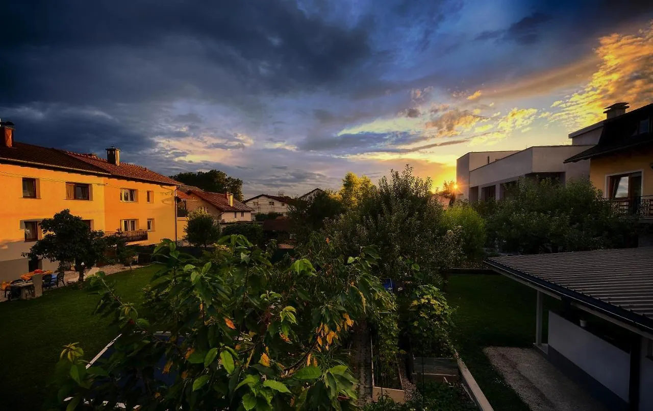 New Studio With Aircon & Free Parking Lublana